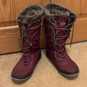 Women's Columbia Winter Boots Size 10
